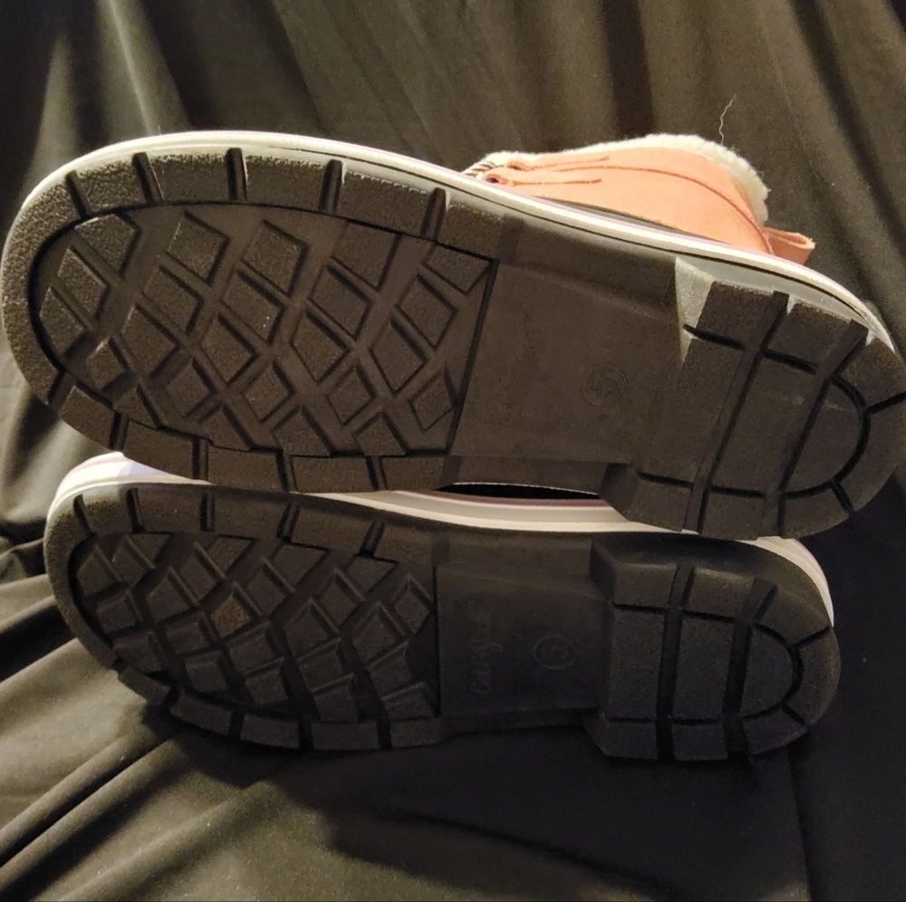 Brand New Cat & Jack Girls Ae055 Kit Snow Boot - Picture 5 of 5